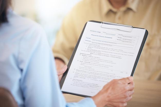 How do I write a casa court report? 
