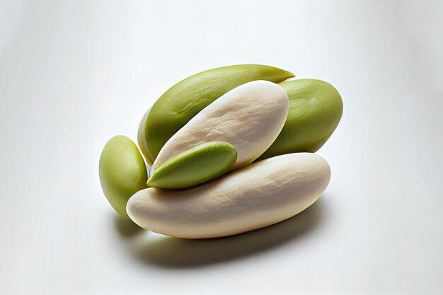 Are all lima beans green? 