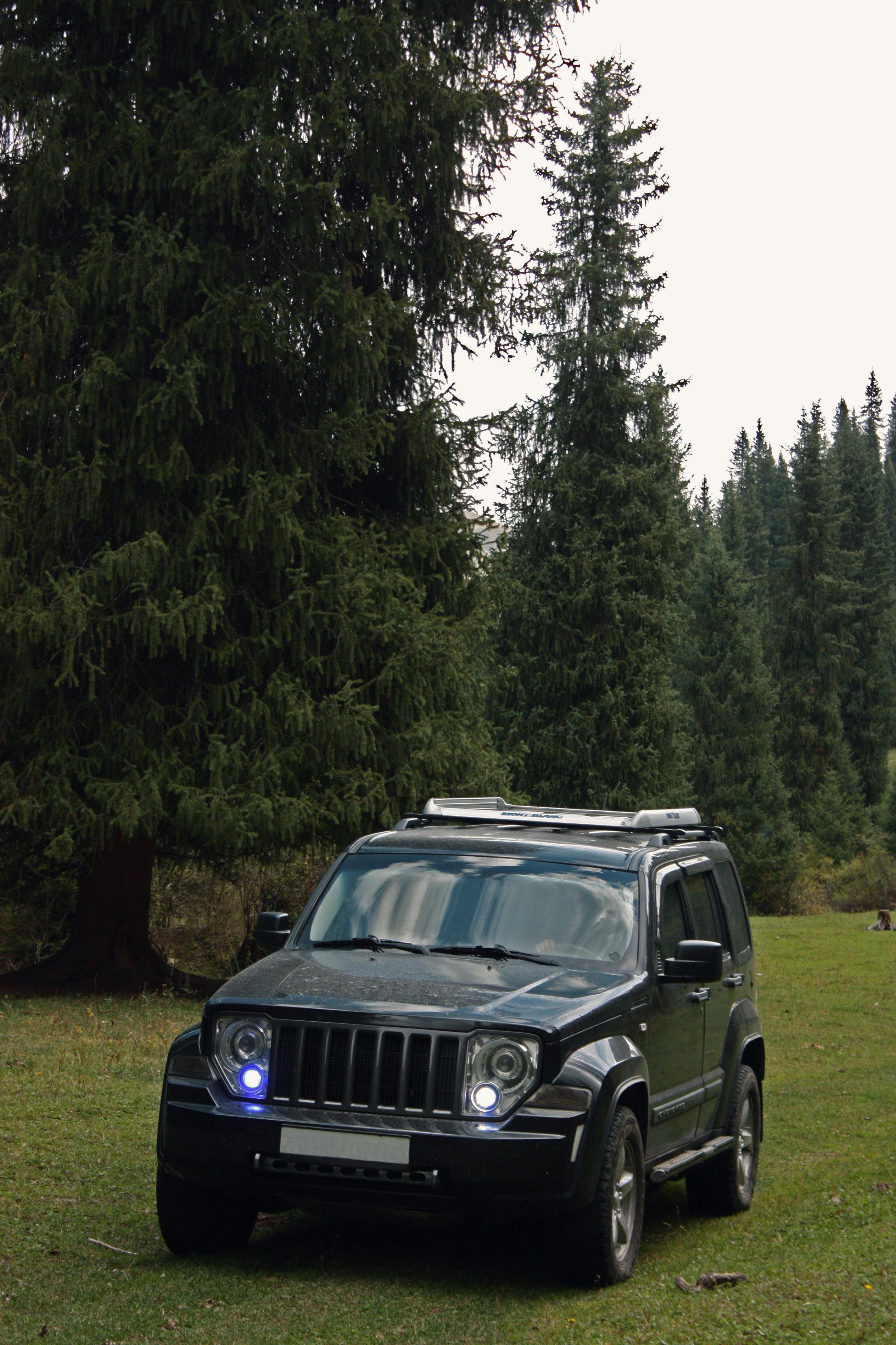 Are Jeep bumpers interchangeable? 