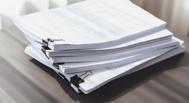 Are research papers double spaced? 