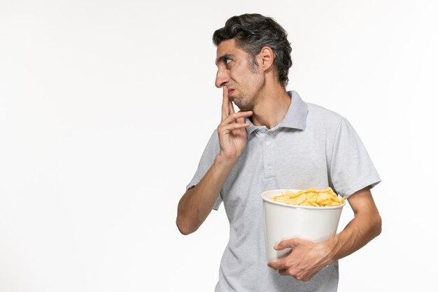 Does eating ice chips help with heartburn? 