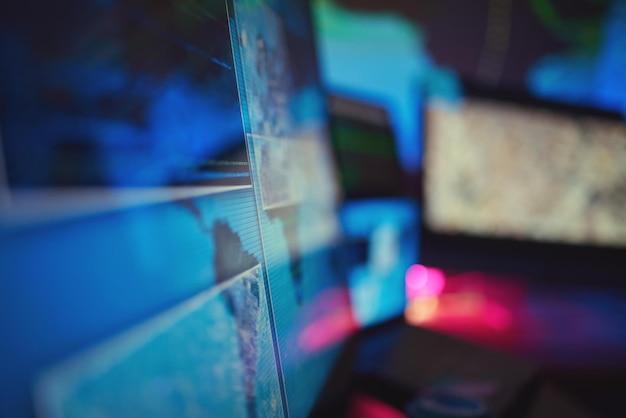 Can flat screen TVs be left in the cold? 