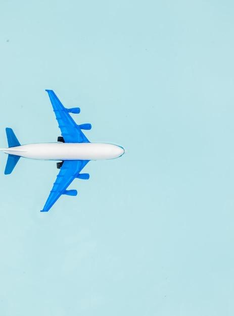 Can flight stay in air without moving? 