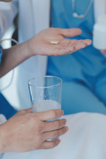 Can I take pain meds before colonoscopy? 