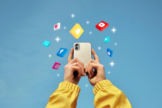 Can social media destroy real life communication article? 