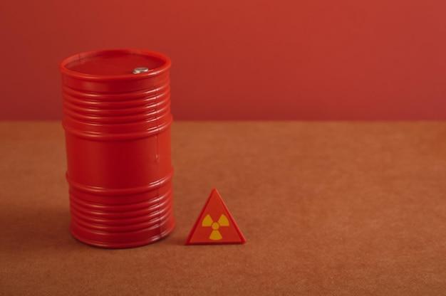 Can solids and liquids be compressed? 
