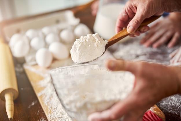Can you eat a spoonful of flour? 