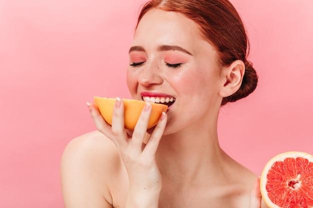 Can I eat grapefruit when taking ibuprofen? 