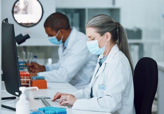 Can you go into medicine with a biomedical science degree? 