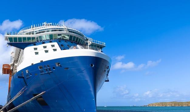 Can you take a boat to Jamaica from Miami? 