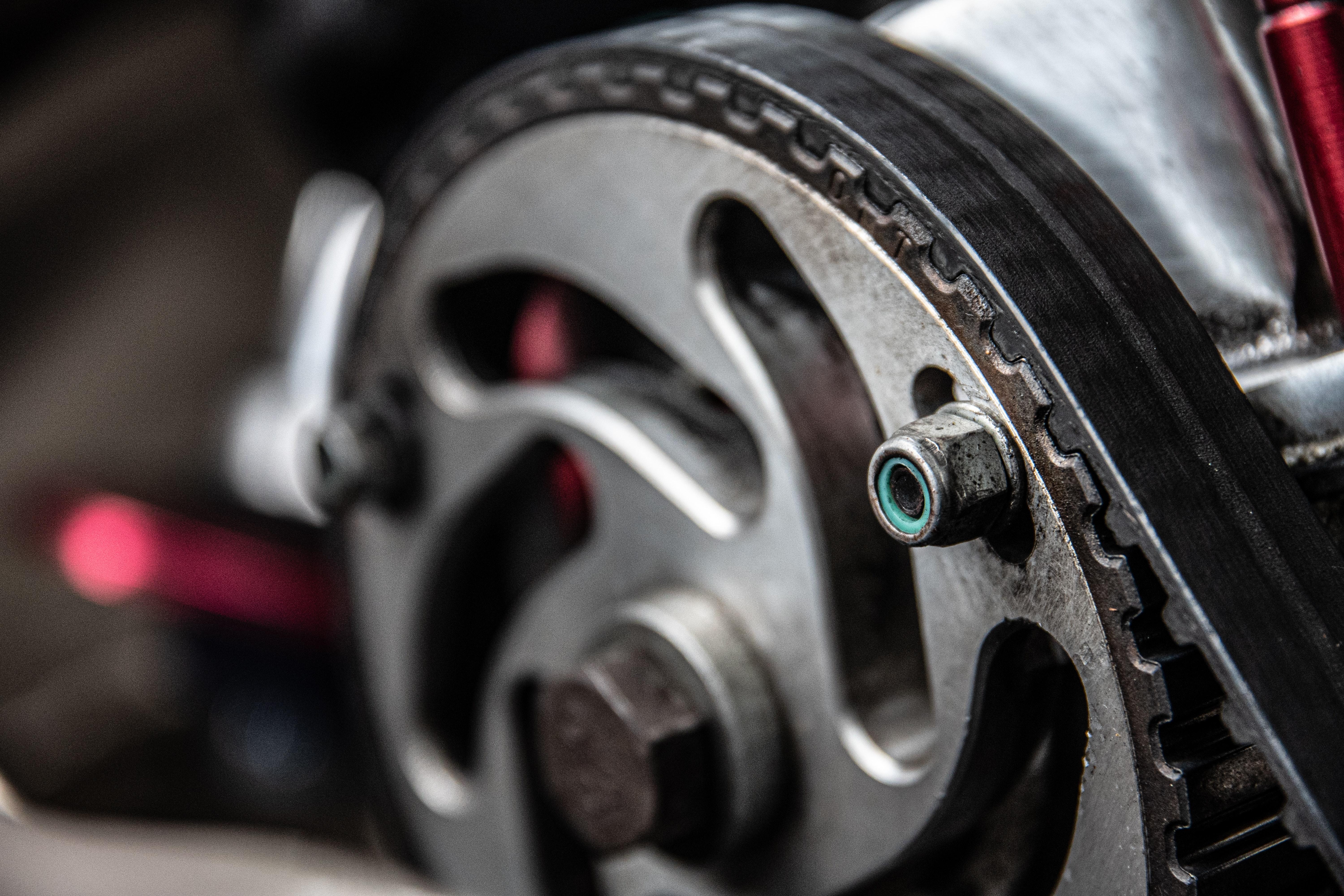 Can you use 10w30 instead of hydraulic oil? 