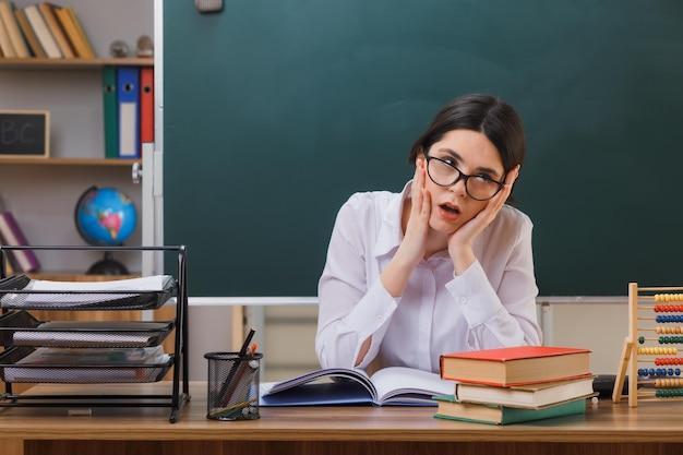What are some challenges teachers face? 