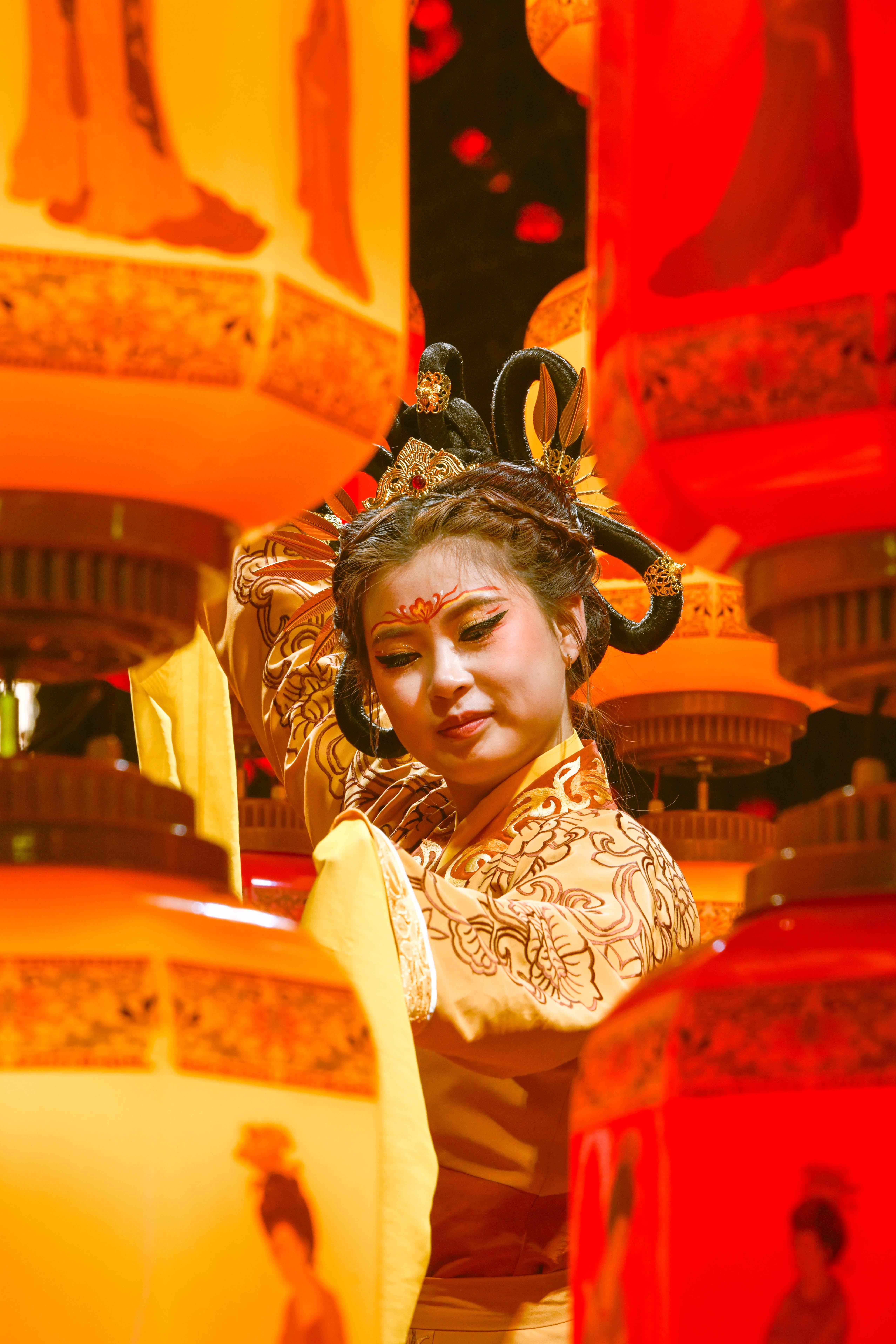 What are the contributions of Chinese civilization? 