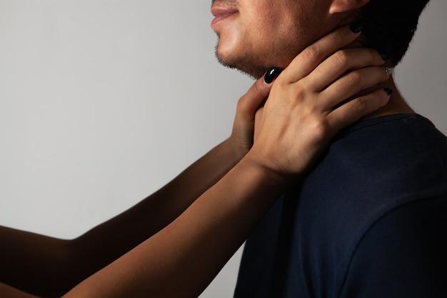 What does it mean when someone chokes? 