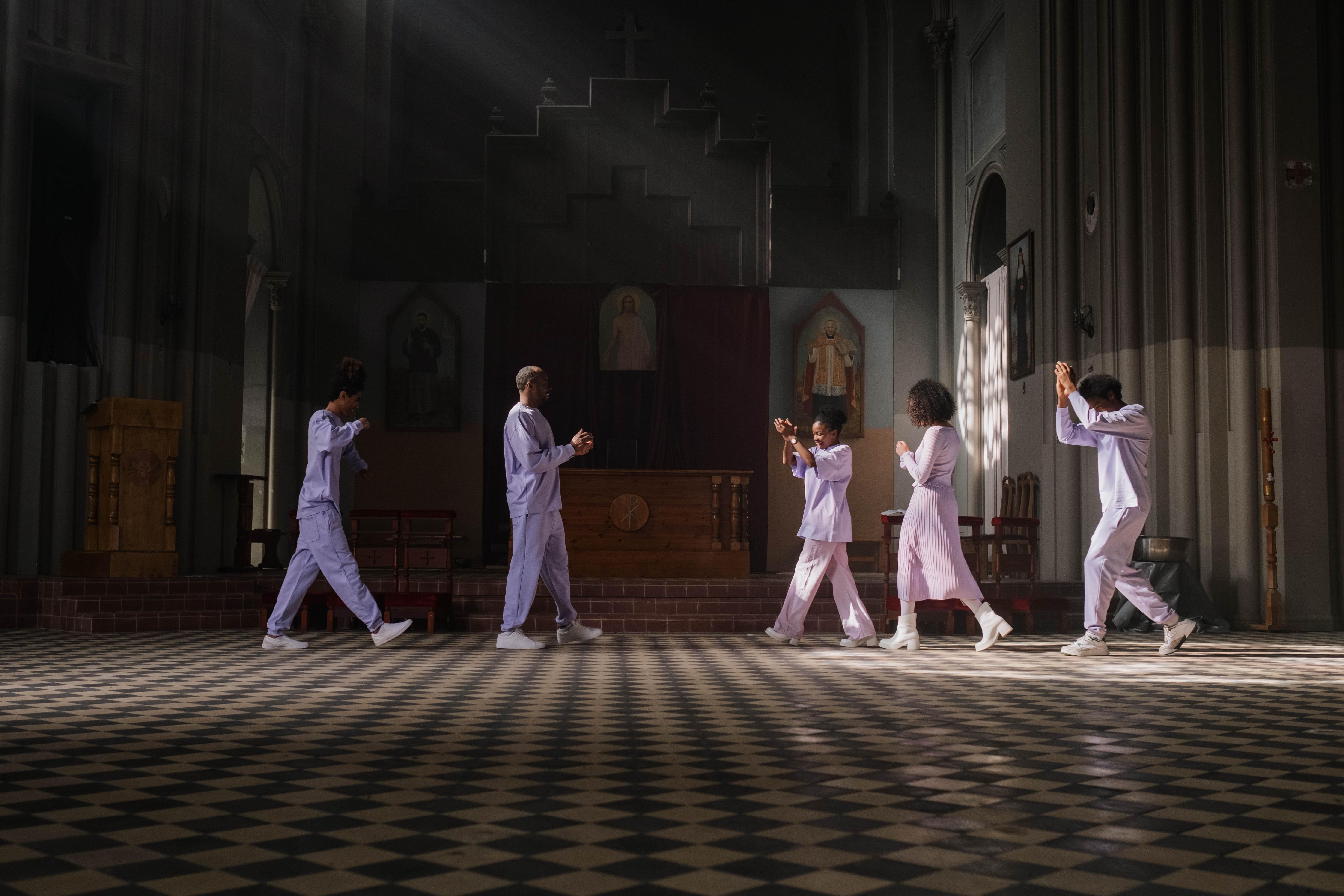 What is choral verse in drama? 