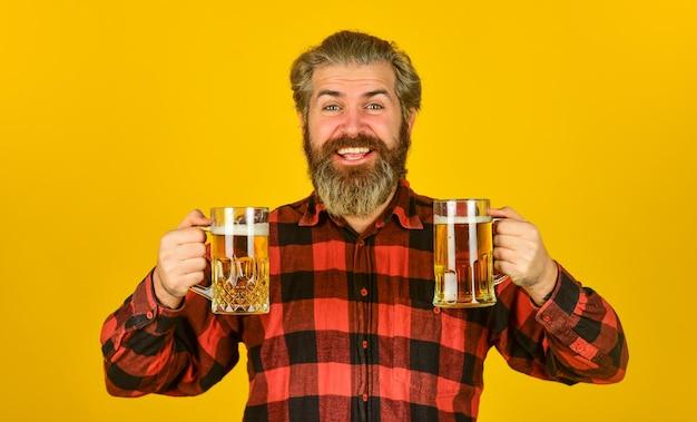 Did they really drink beer on the show Cheers? 