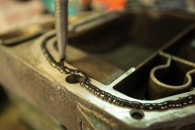 Do I need sealant for oil pan gasket? 