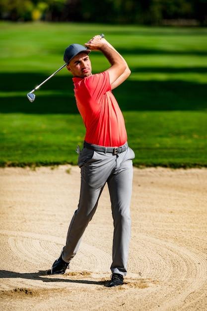 Do pro golfers use regular flex shafts? 