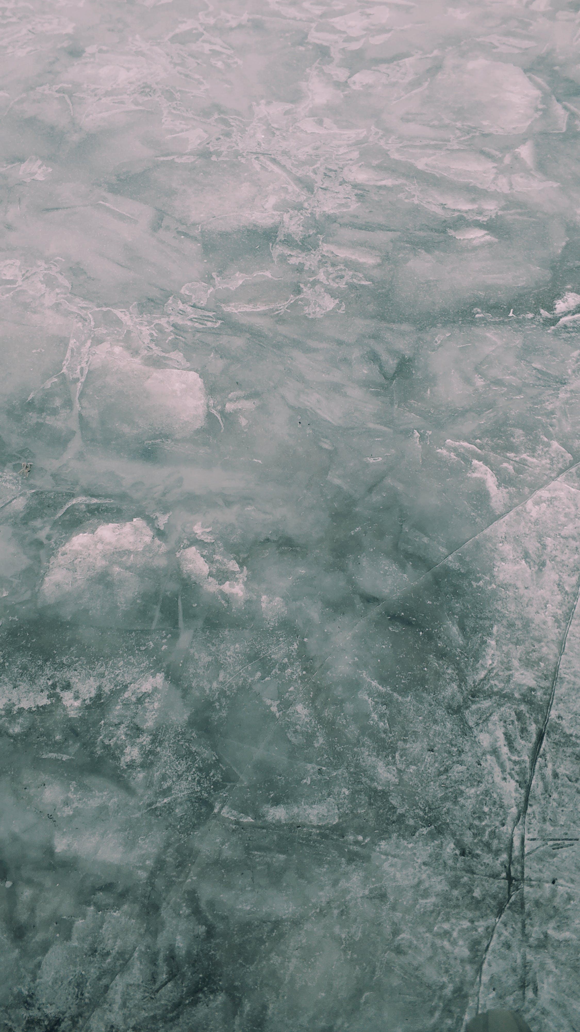 Does all liquid freeze? 