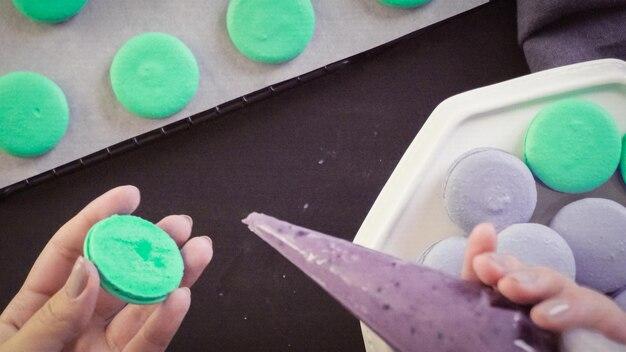 Does modeling clay melt? 