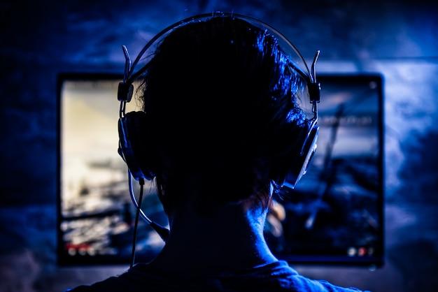 Does violent music cause violence? 