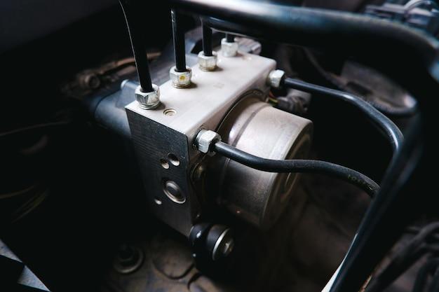 How do you fix the ABS light on a Honda Civic? 