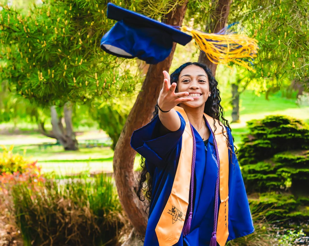 What graduation means? 