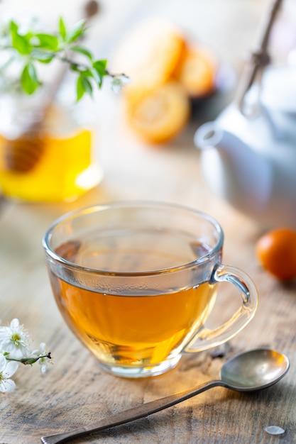 What are the benefits of green tea with ginseng and honey? 