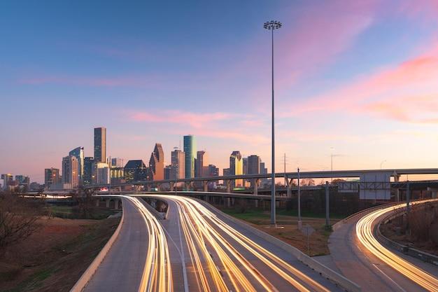 How far is Houston Texas from the border of Mexico? 