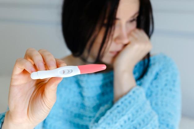 How long after miscarriage will test say negative? 