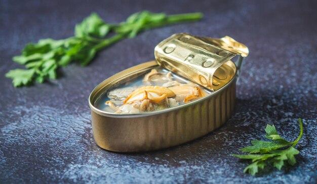 How long are canned clams good for? 