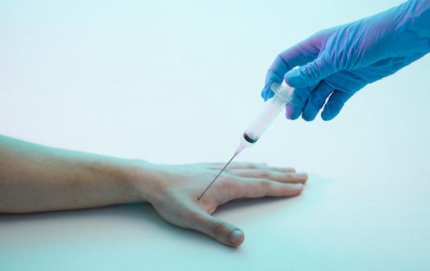 How long does a Toradol shot last? 