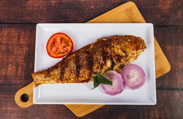 How long does it take for a fish fry to grow? 