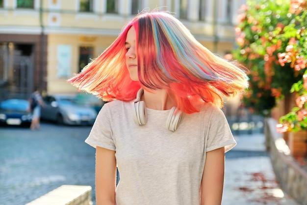 How long does Kool-Aid stay in hair? 