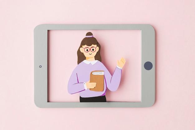 How many apps can a 32 GB iPad hold? 