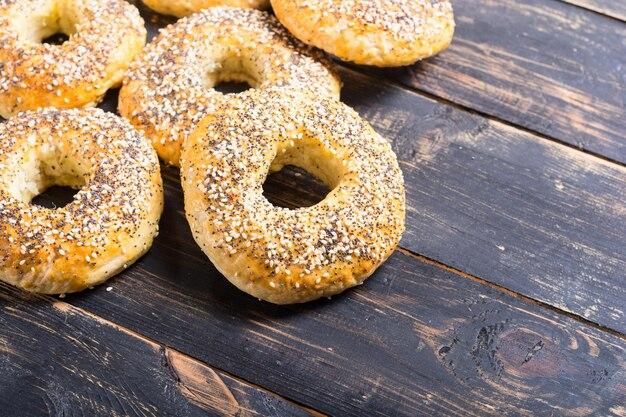How many calories are in a New York bagel? 