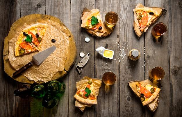 How many does a party size pizza feed? 
