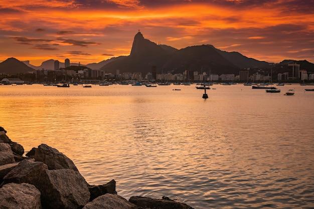 How many hours is it from Miami to Brazil? 