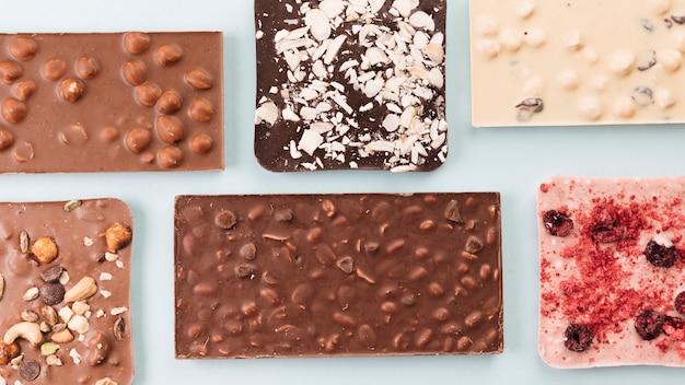 How many ounces is a full size candy bar? 