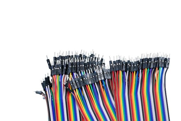 How many pins does an IDE cable have? 