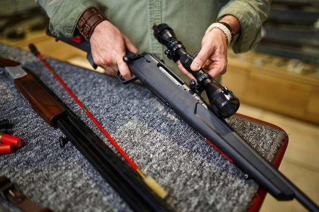 How many rounds is a Winchester 30 30? 