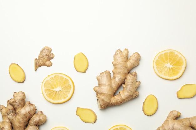 How many teaspoons is 2 grams of ginger? 