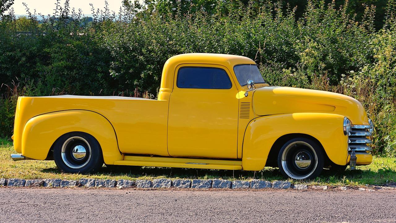 How much does a 1957 Chevy truck weigh? 