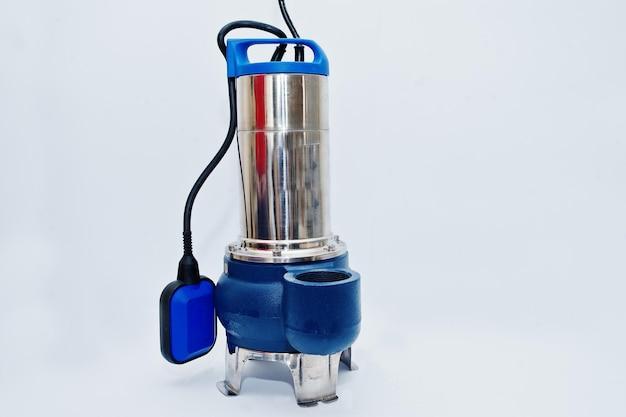 How much does it cost to replace a submersible well pump? 