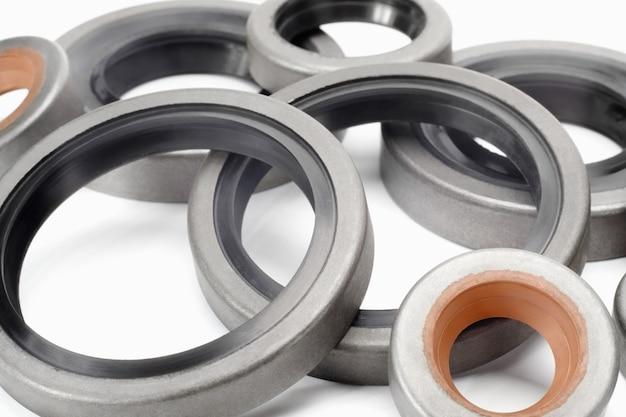 How much does it cost to seal an oil leak? 