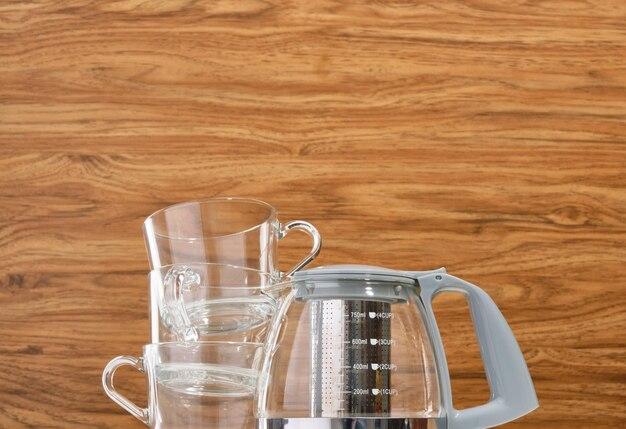 How much is 600 ml of water in cups? 