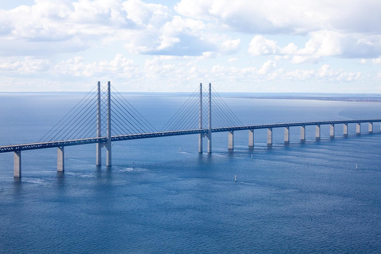 How much is a train ticket from Copenhagen to Malmo? 