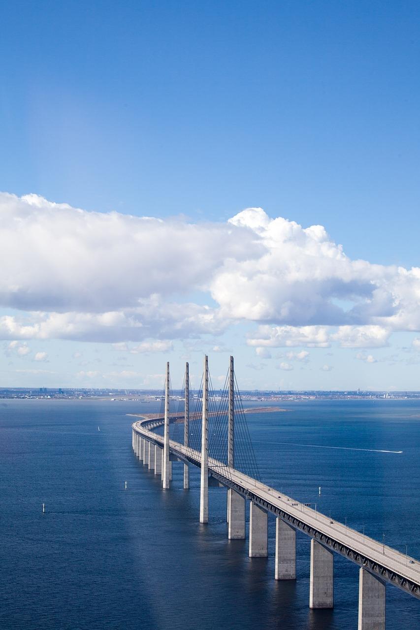 How much is a train ticket from Copenhagen to Malmo? 