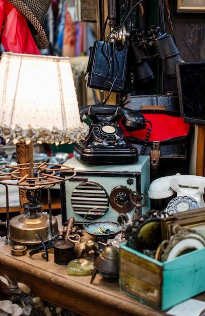 How much money can you make selling at flea markets? 