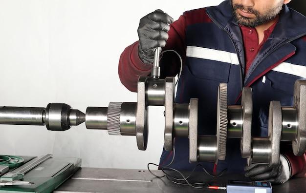How much oil does a Kawasaki Prairie 360 hold? 